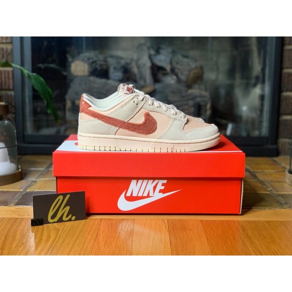 Size 8w Nike Dunk Low “Terry Swoosh” Athletic Sneakers DZ4706-200 - Picture 3 of 5